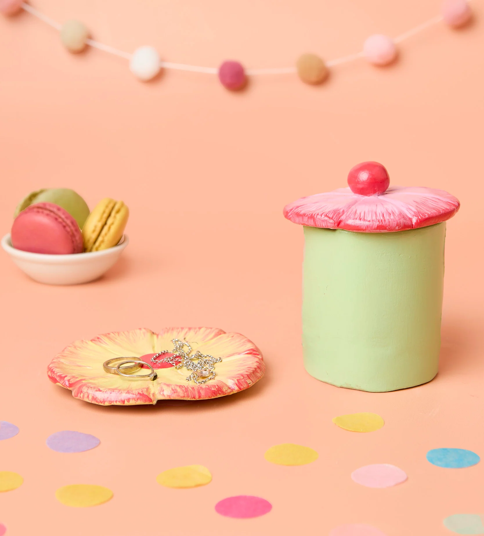 Creative Gift Bundle for Mom - Image 11